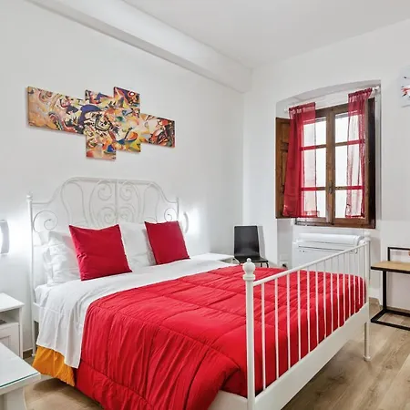 Guesthost - Uffizi Gallery Cozy Flat *