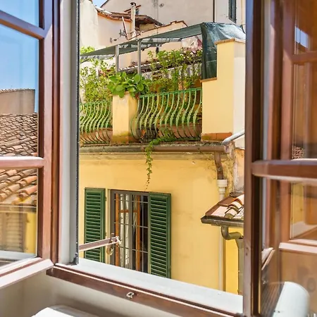 아파트 Guesthost - Uffizi Gallery Cozy Flat